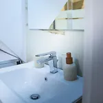شقة Manzoni 10 *