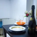 Manzoni 10 باري
