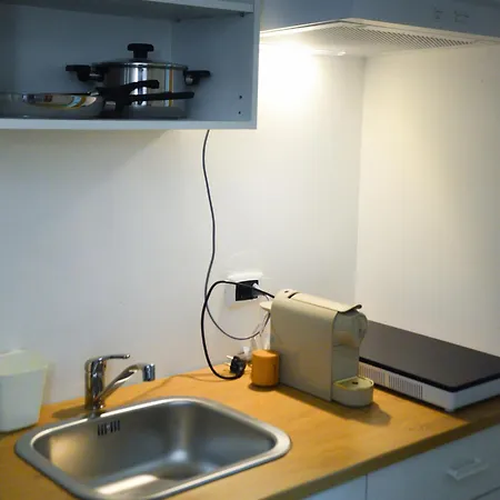 Apartman Manzoni 10 *