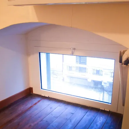 Manzoni 10 Apartman Bari