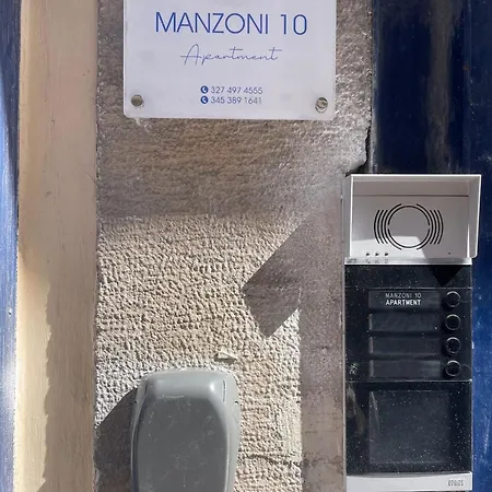 Manzoni 10 * Bari