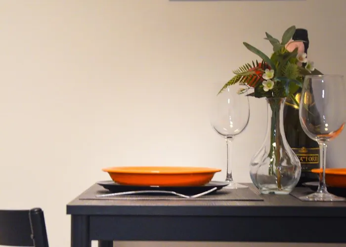 Manzoni 10 Appartement *