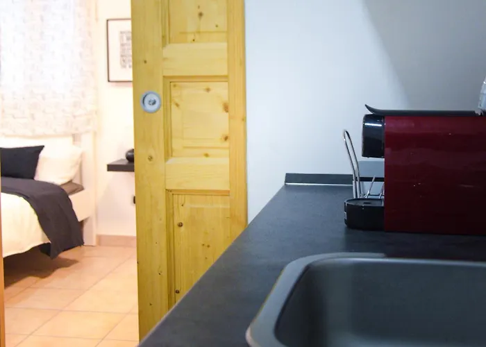 Manzoni 10 Appartement *