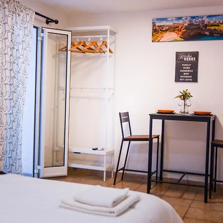 Apartment Manzoni 10 *