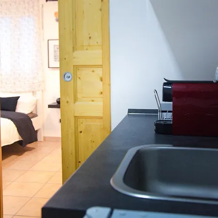 Manzoni 10 Apartamento *