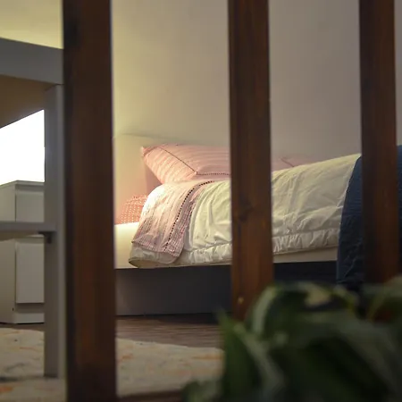 Manzoni 10 Apartamento