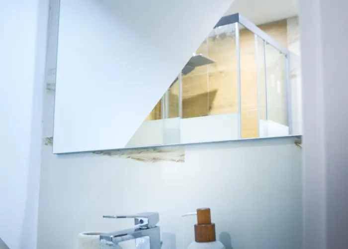 Manzoni 10 * Бари