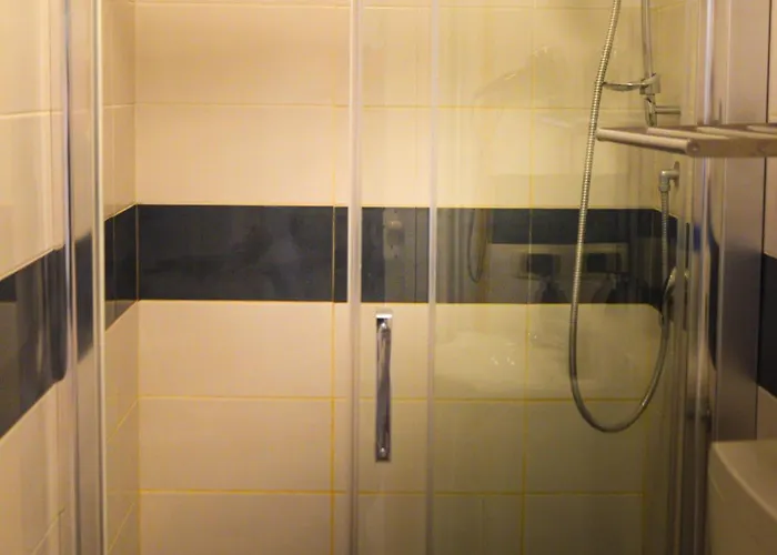 Manzoni 10 * Бари